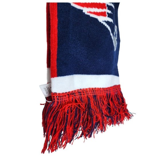 Stay Warm in Style with Foco Forever Collectibles NFL Patriots Scarf - Picture 11 of 11